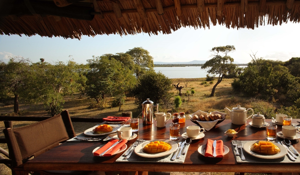 Petit déjeuner avec vue depuis le restaurant du camp Siwandu